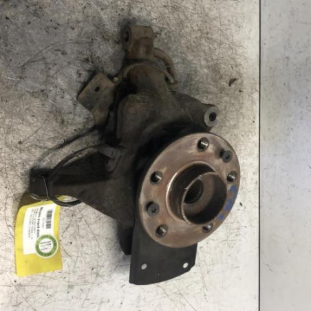 Moyeu avant droit RENAULT TRAFIC 3 COURT Photo n°1