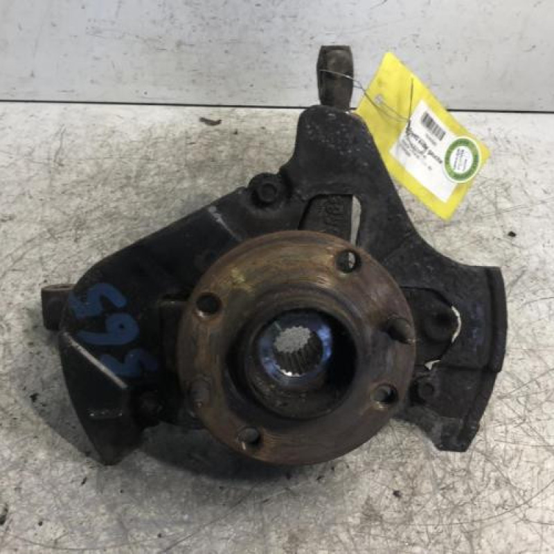 Moyeu avant gauche FIAT PANDA 2