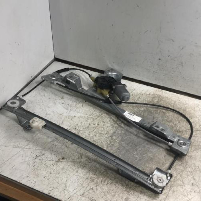 Leve vitre electrique avant droit RENAULT KANGOO 2