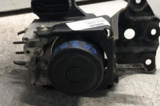 Bloc ABS (freins anti-blocage) TOYOTA RAV4 3 Photo n°6