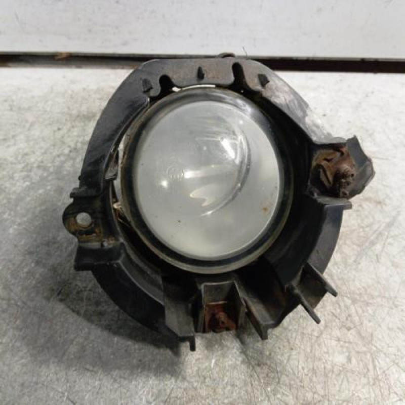 Anti brouillard gauche (feux) TOYOTA RAV4 3