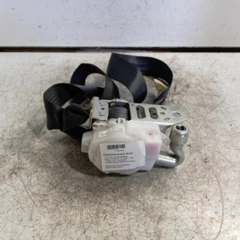 Ceinture avant droit TOYOTA RAV4 3 Ceinture avant droit TOYOTA RAV4 3