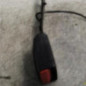Attache ceinture avant gauche PEUGEOT 208 1