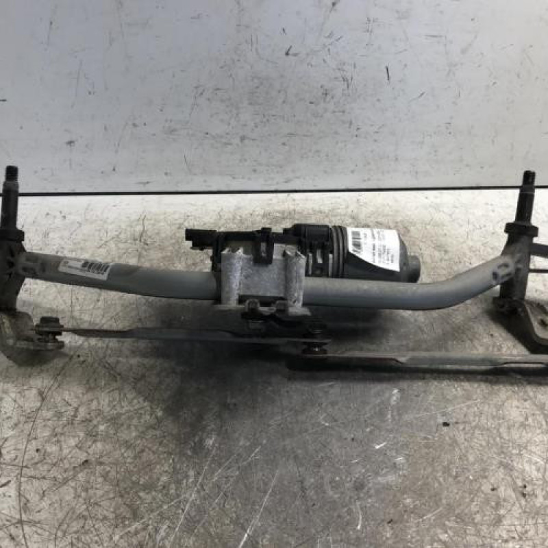 Moteur essuie glace avant PEUGEOT 208 1 Moteur essuie glace avant PEUGEOT 208 1