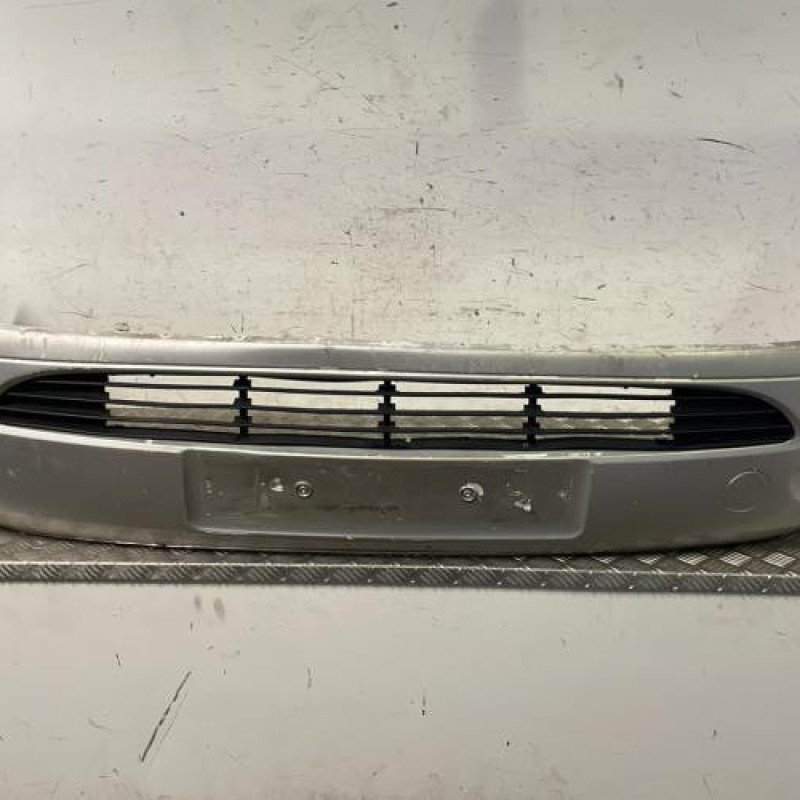 Pare choc avant FORD FOCUS 1