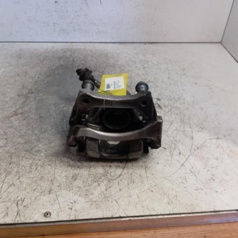 Etrier avant gauche (freinage) DACIA SANDERO 3