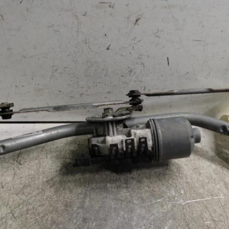 Moteur essuie glace avant PEUGEOT 207