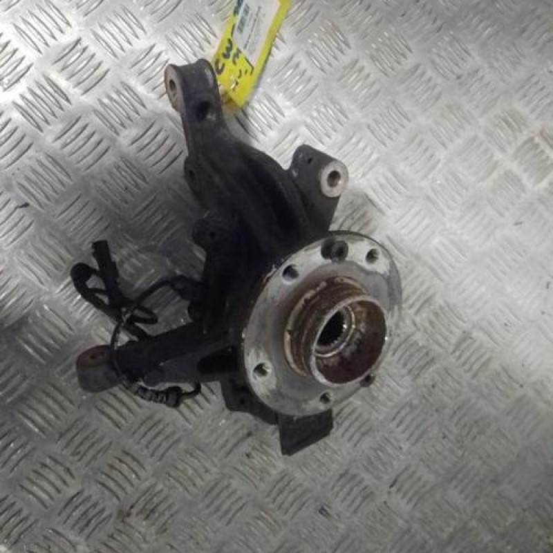 Moyeu avant droit RENAULT MEGANE 3