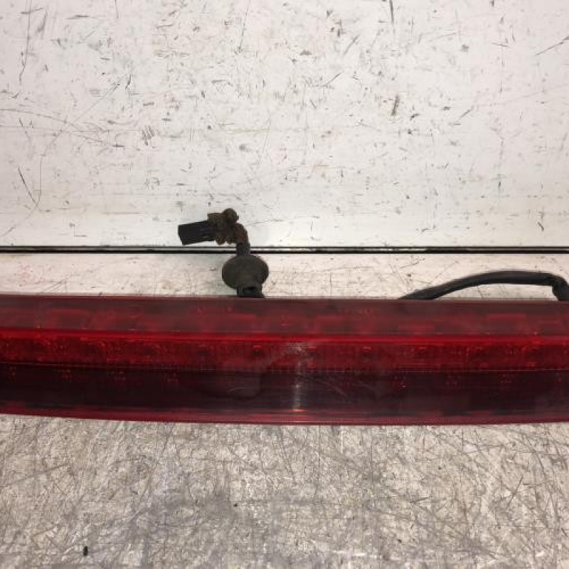 Feu arriere stop central SEAT IBIZA 3