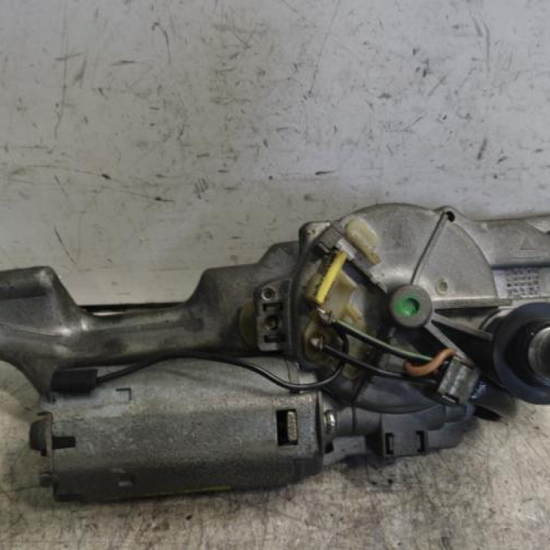 Moteur essuie glace arriere VOLKSWAGEN GOLF 3