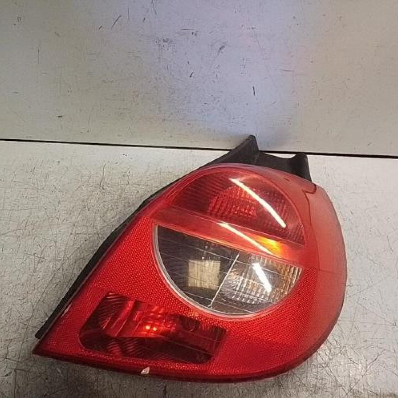 Feu arriere principal droit (feux) RENAULT CLIO 3