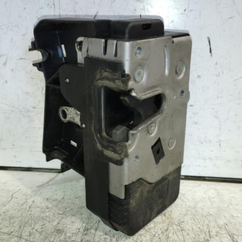 Serrure avant gauche OPEL ZAFIRA A Serrure avant gauche OPEL ZAFIRA A