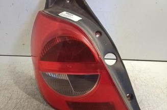 Feu arriere principal gauche (feux) RENAULT CLIO 3 Photo n°1