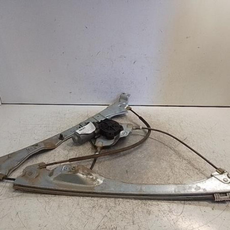 Leve vitre electrique avant droit RENAULT CLIO 3 Photo n°1