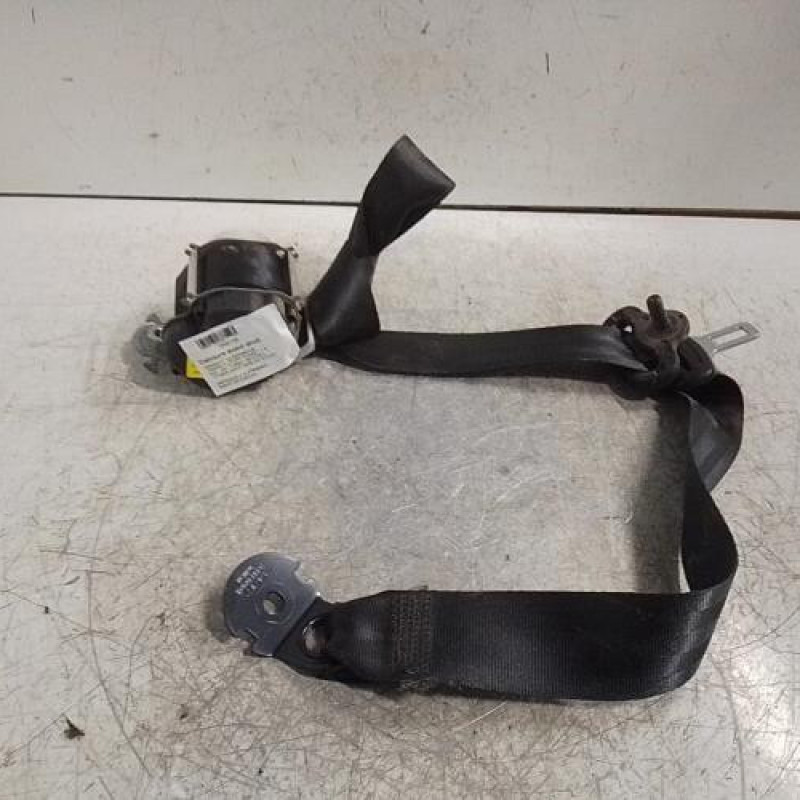 Ceinture avant droit RENAULT TRAFIC 3 COURT Ceinture avant droit RENAULT TRAFIC 3 COURT