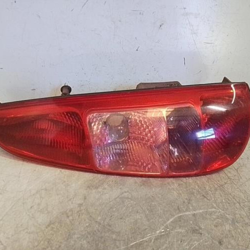 Feu arriere principal droit (feux) PEUGEOT 807 Feu arriere principal droit (feux) PEUGEOT 807
