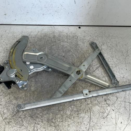 Leve vitre electrique avant gauche SUZUKI SWIFT 3 Photo n°1