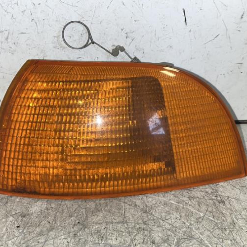 Optique avant secondaire gauche (feux)(clignotant) FIAT PUNTO 1
