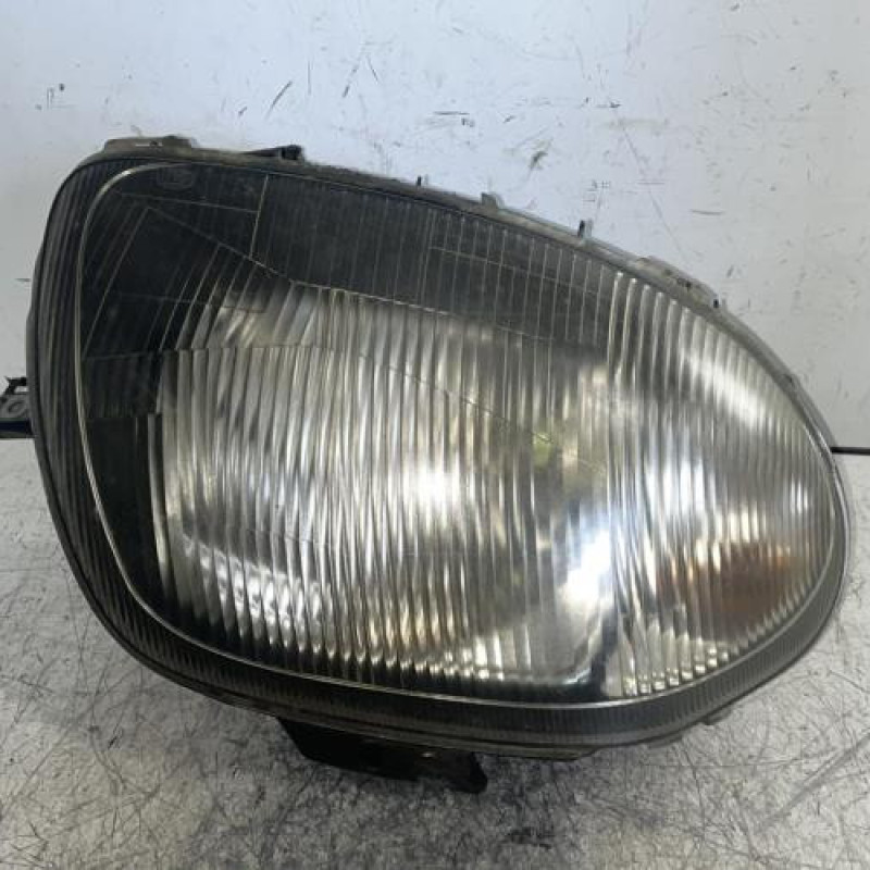Optique avant principal droit (feux)(phare) RENAULT CLIO 2