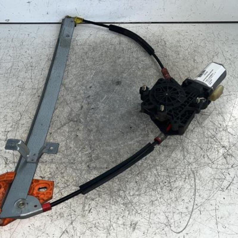 Leve vitre electrique avant droit FORD FIESTA 4