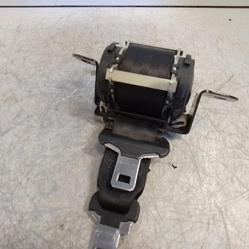 Ceinture arriere centrale NISSAN QASHQAI 1 Ceinture arriere centrale NISSAN QASHQAI 1