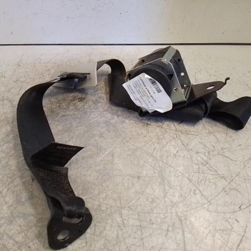 Ceinture arriere gauche NISSAN QASHQAI 1 Ceinture arriere gauche NISSAN QASHQAI 1