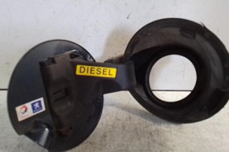 Trappe d'essence PEUGEOT 5008 1
