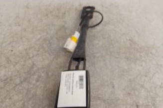 Attache ceinture avant droit PEUGEOT 5008 1 Photo n°3