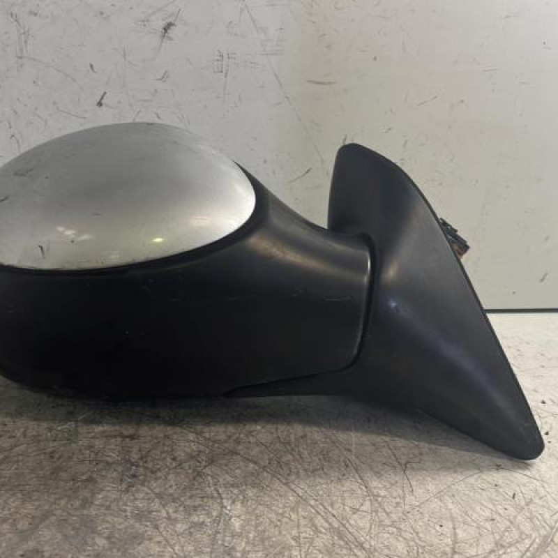 Retroviseur droit CITROEN XSARA PICASSO Retroviseur droit CITROEN XSARA PICASSO