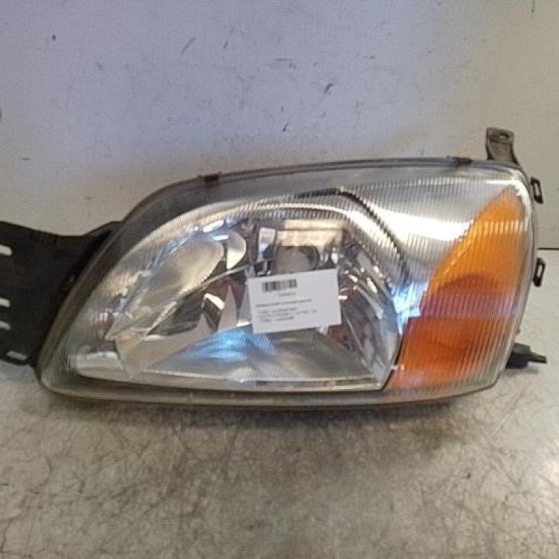 Optique avant principal gauche (feux)(phare) FORD FIESTA 4