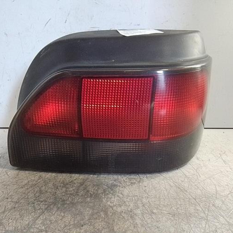 Feu arriere principal droit (feux) RENAULT CLIO 1