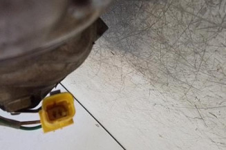 Compresseur clim CITROEN C8 Photo n°4