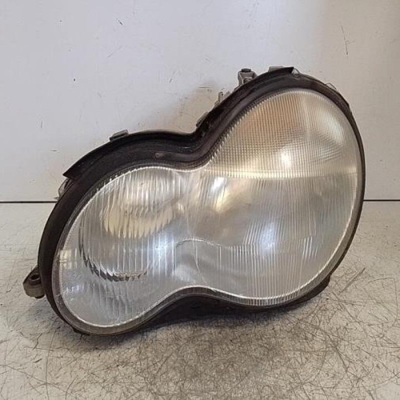 Optique avant principal gauche (feux)(phare) MERCEDES CLASSE C 203