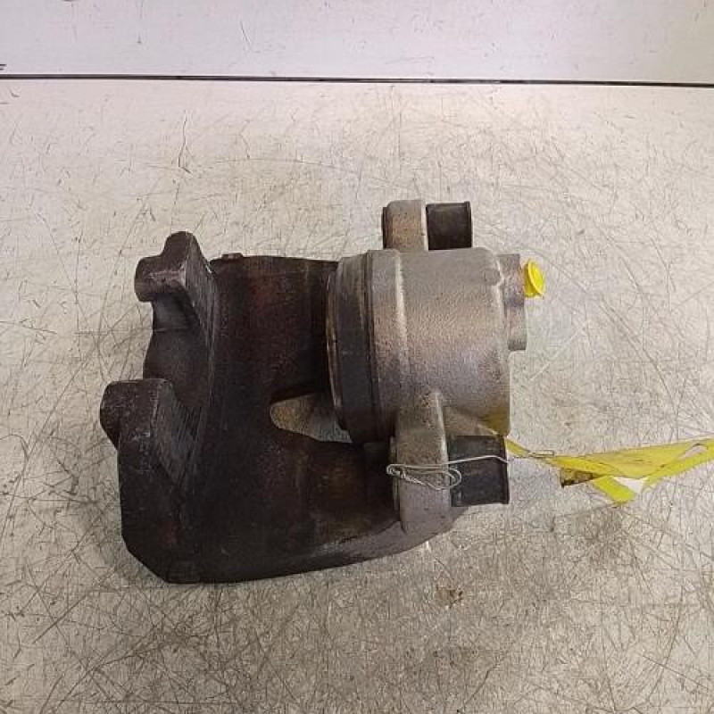 Etrier avant gauche (freinage) CITROEN JUMPY 3 M Etrier avant gauche (freinage) CITROEN JUMPY 3 M