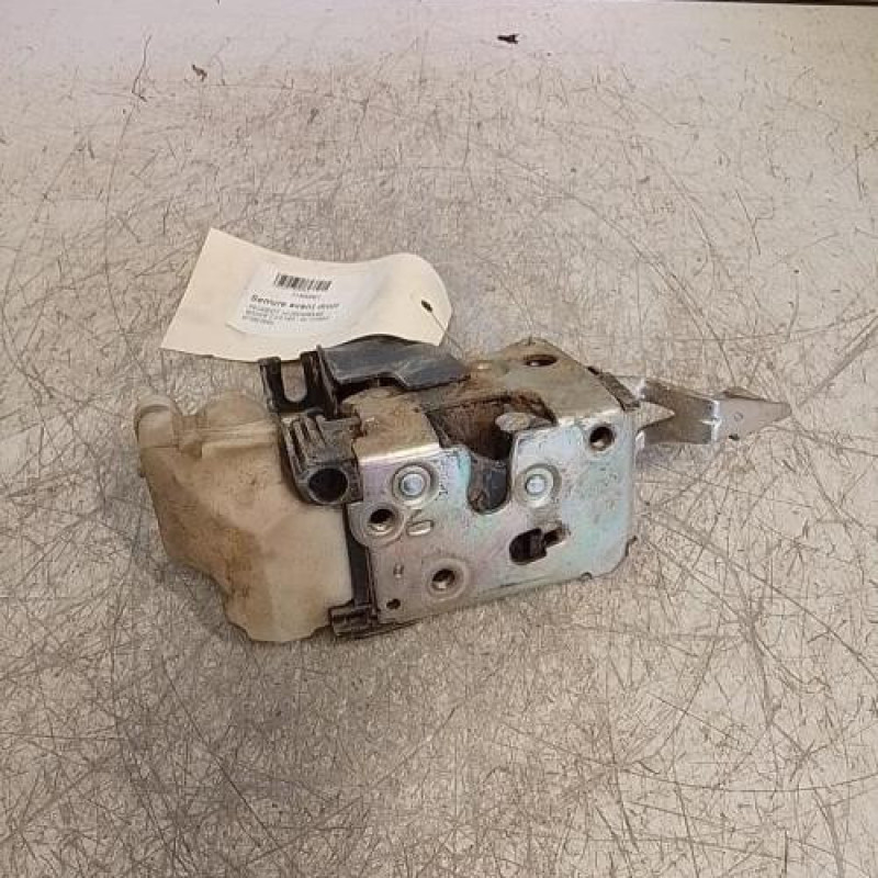 Serrure avant droit PEUGEOT BOXER 2 Serrure avant droit PEUGEOT BOXER 2