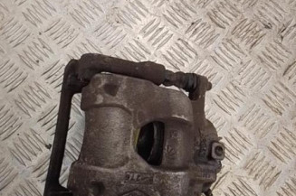Etrier avant gauche (freinage) RENAULT CLIO 5