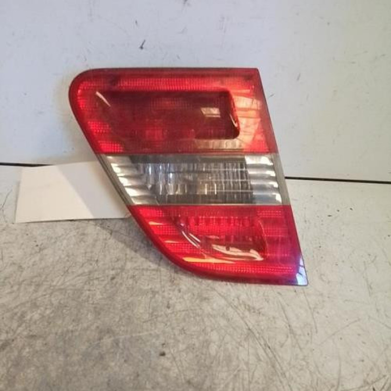 Feu arriere secondaire gauche (feux) MERCEDES CLASSE B 245