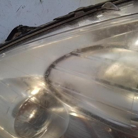 Optique avant principal droit (feux)(phare) MERCEDES CLASSE B 245