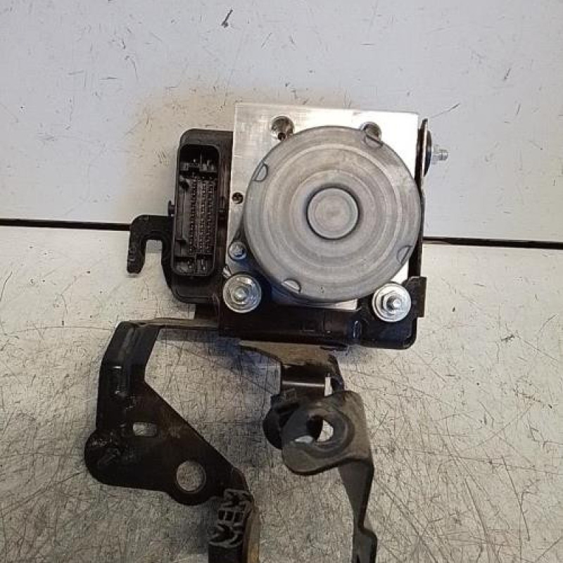 Bloc ABS (freins anti-blocage) RENAULT CLIO 5 Bloc ABS (freins anti-blocage) RENAULT CLIO 5
