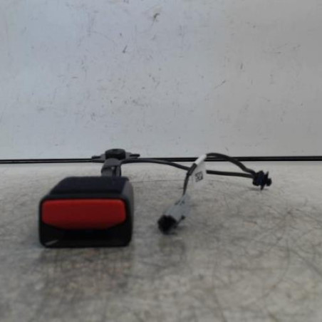 Attache ceinture avant droit RENAULT CLIO 5 Photo n°1