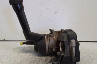 Pompe de direction PEUGEOT 308 1