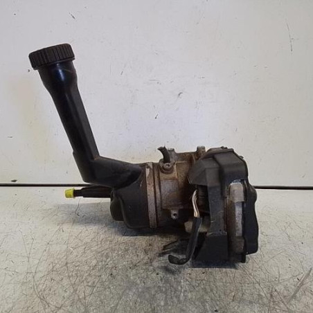 Pompe de direction PEUGEOT 308 1
