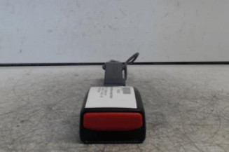 Attache ceinture avant droit RENAULT CLIO 4 Photo n°1