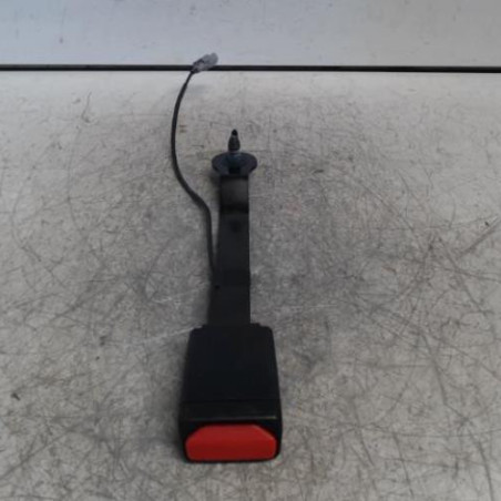 Attache ceinture avant droit RENAULT CLIO 4