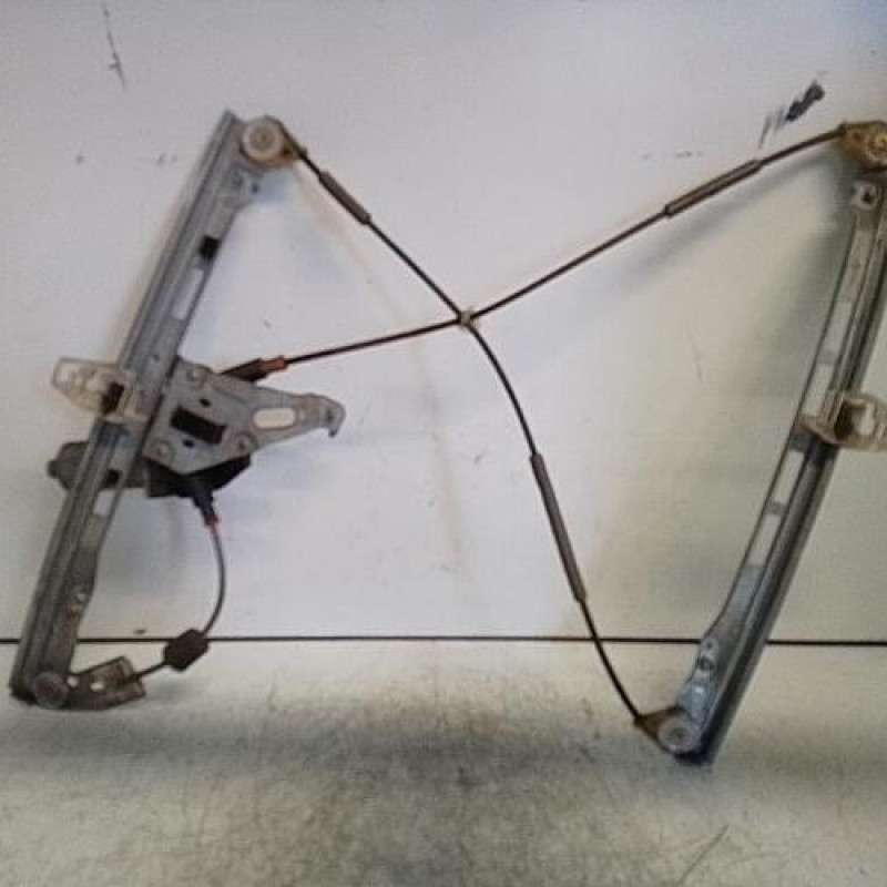 Leve vitre electrique avant gauche PEUGEOT 206