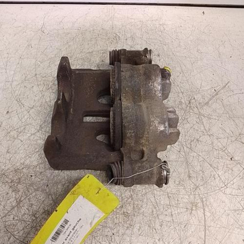 Etrier avant gauche (freinage) OPEL MOVANO B