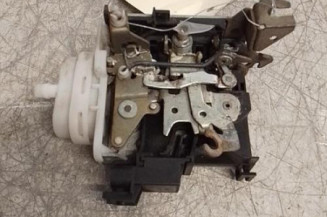 Serrure avant droit AUDI A3 1
