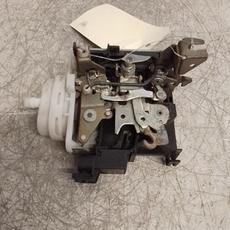 Serrure avant droit AUDI A3 1