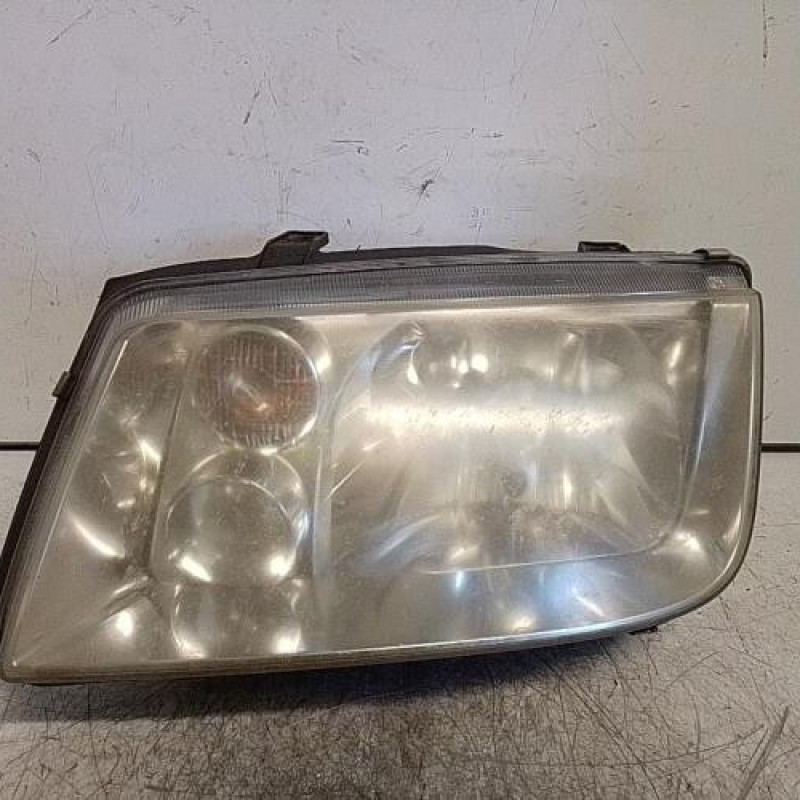 Optique avant principal gauche (feux)(phare) VOLKSWAGEN BORA