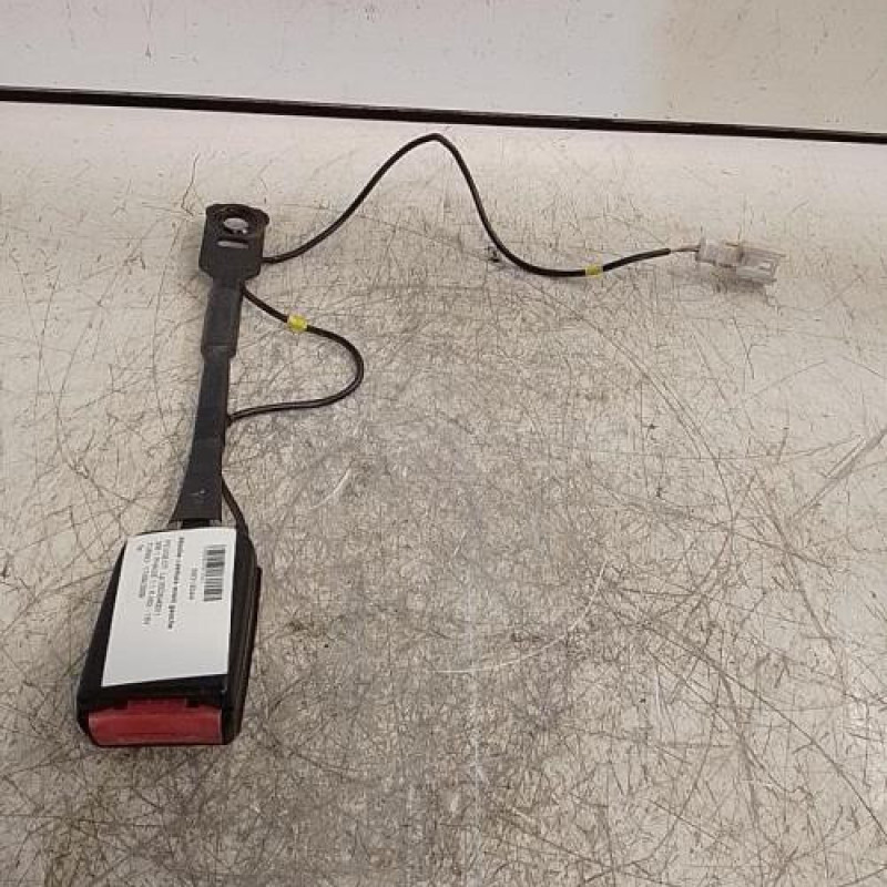 Attache ceinture avant gauche PEUGEOT 308 1